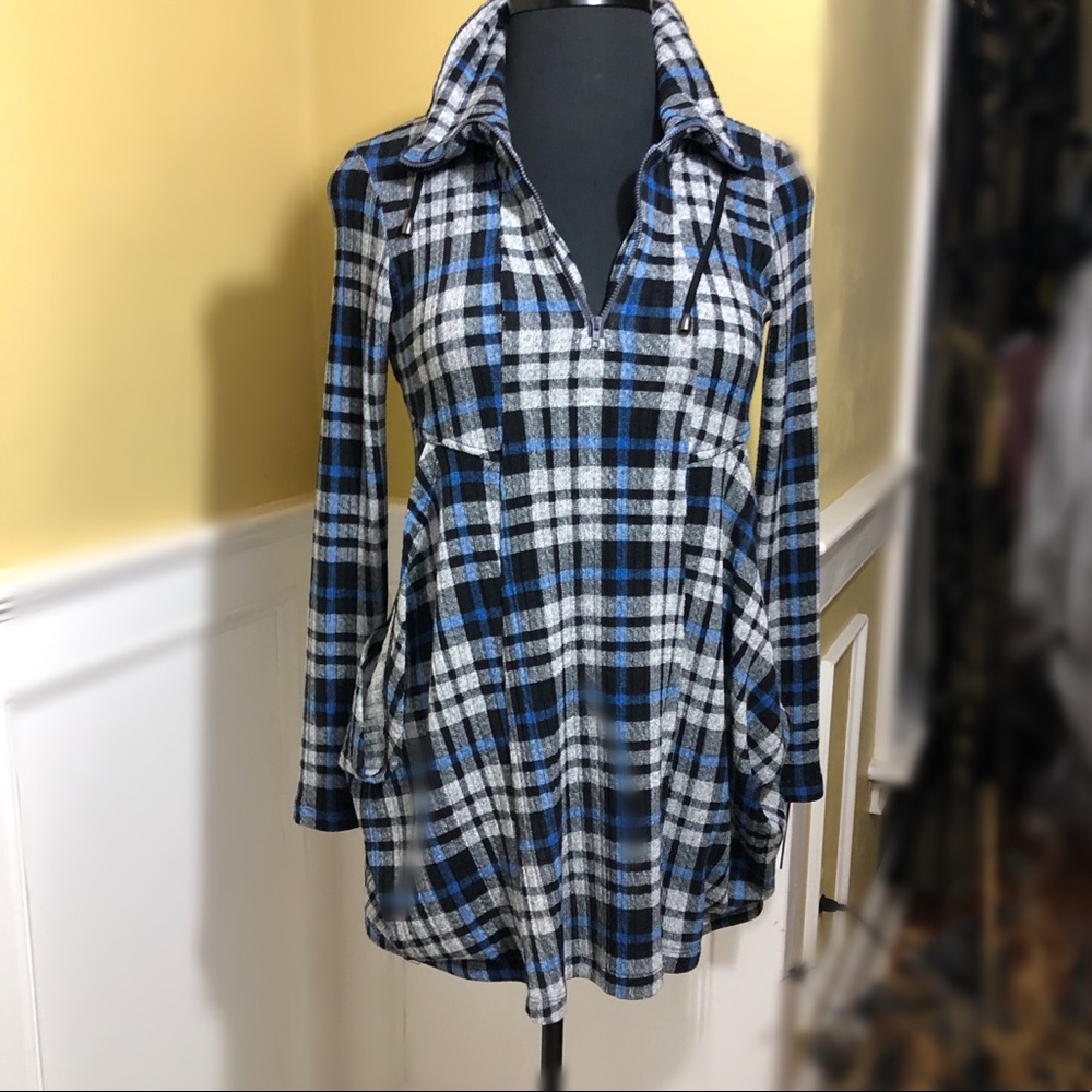 Pure Essence Zip Up Tunic, Plaid